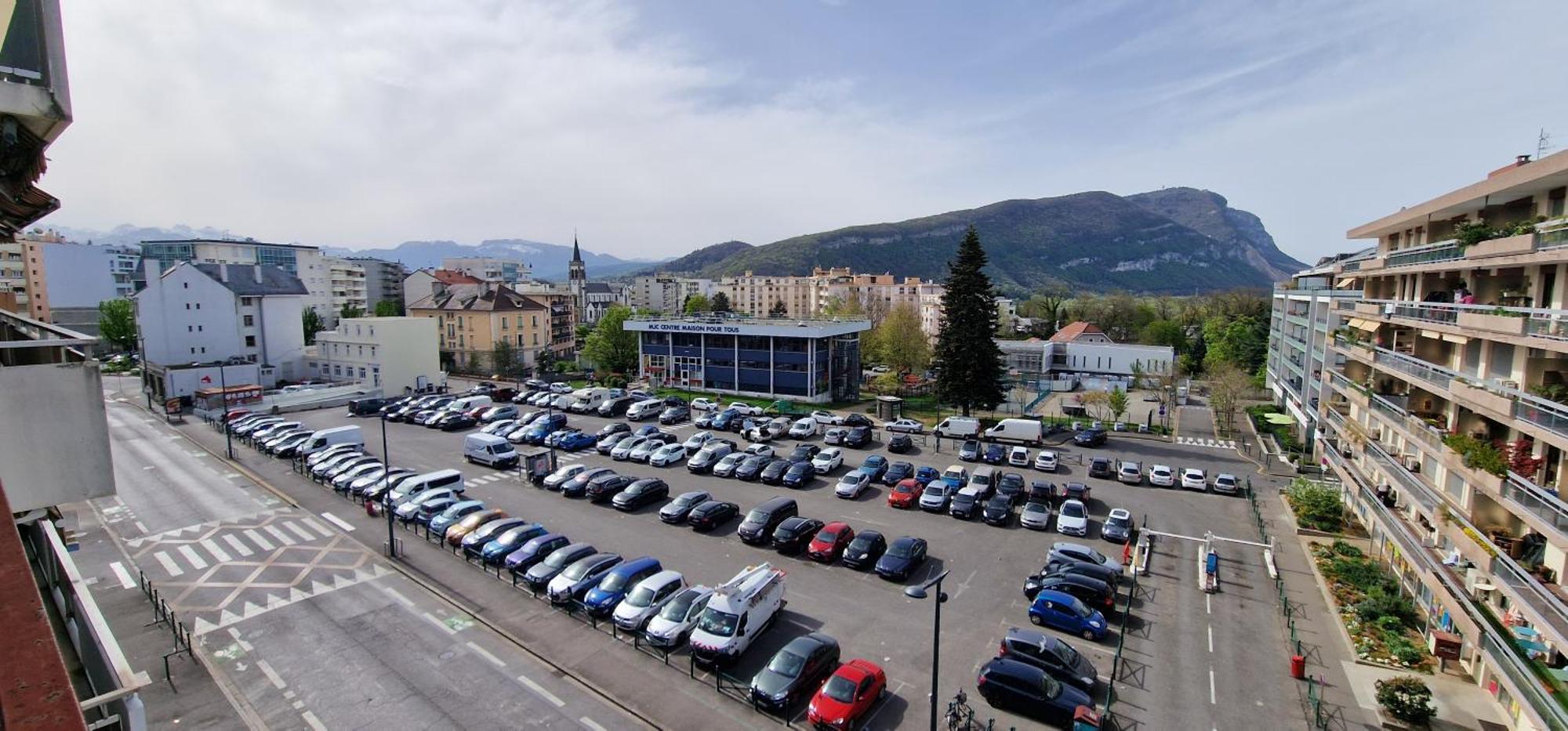 Chambre Double Privee, Appartement Partage Annemasse Εξωτερικό φωτογραφία